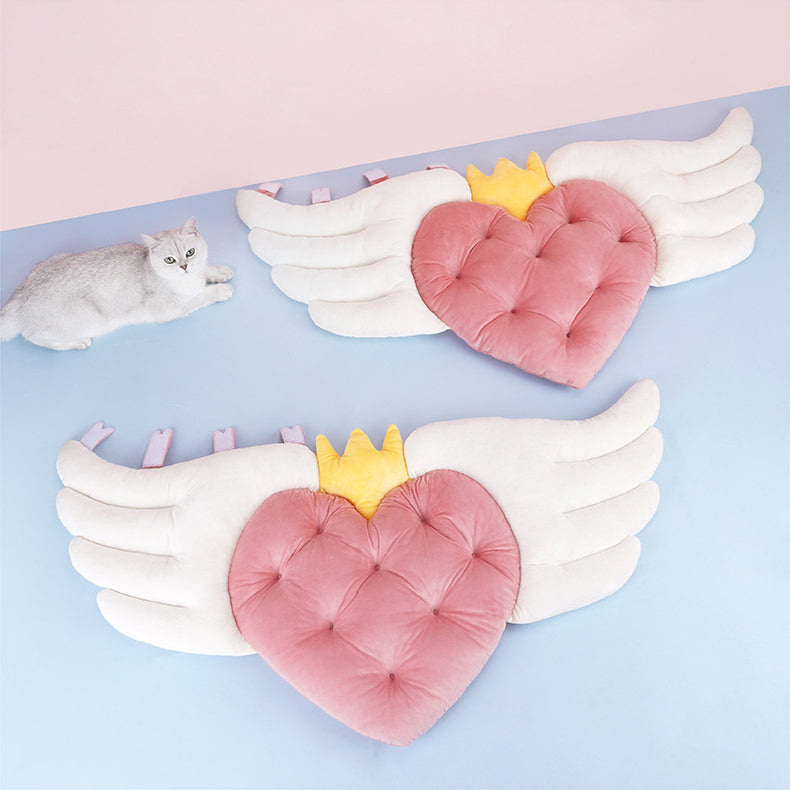 Angel wings pet bed