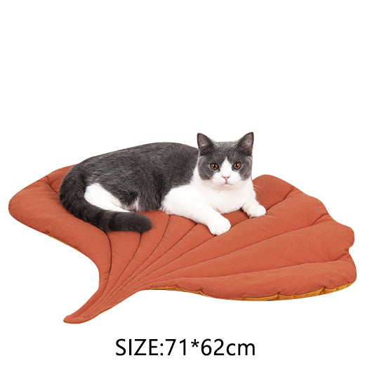 Soft leaf pet mat