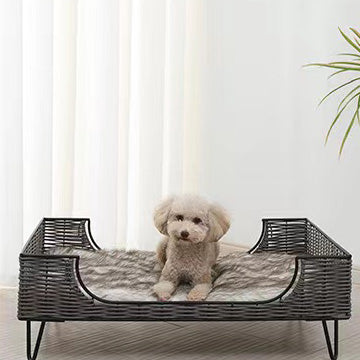 Square rattan pet bed