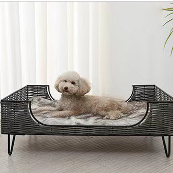 Square rattan pet bed