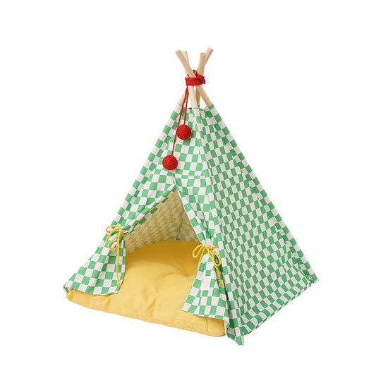 Checkerboard Patterns pet tent with cat ball