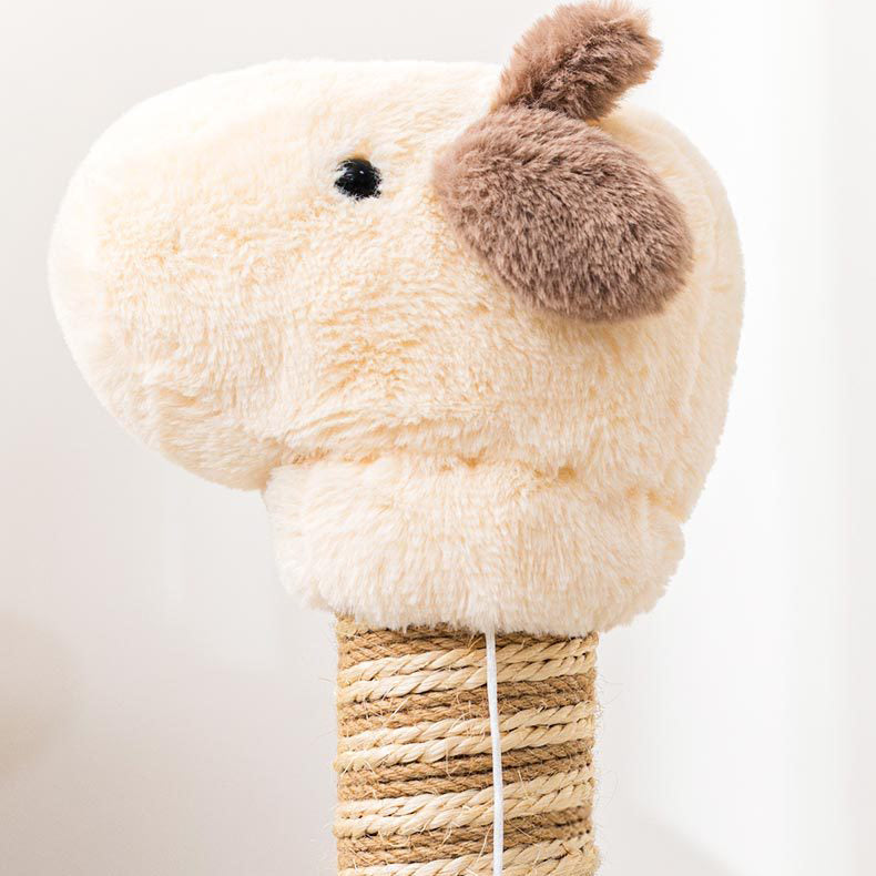 Giraffe-shaped cat scratching post