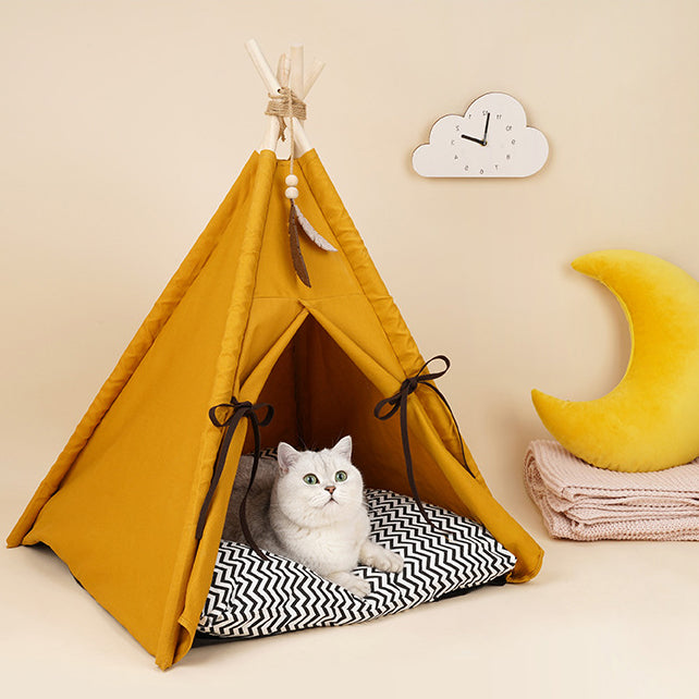 Scandi pet tent with leaf toy