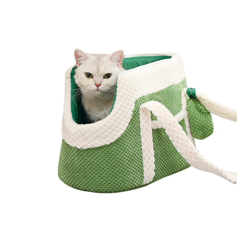 Plush pet travel bag