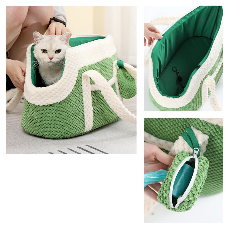 Plush pet travel bag