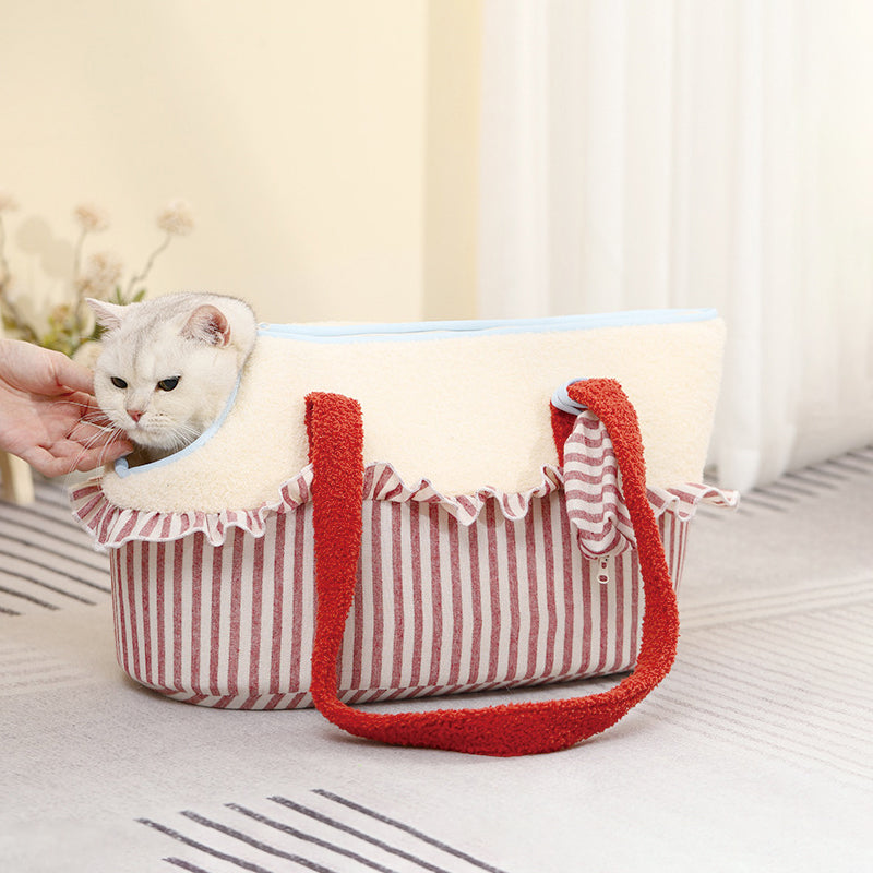 Plush pet travel bag